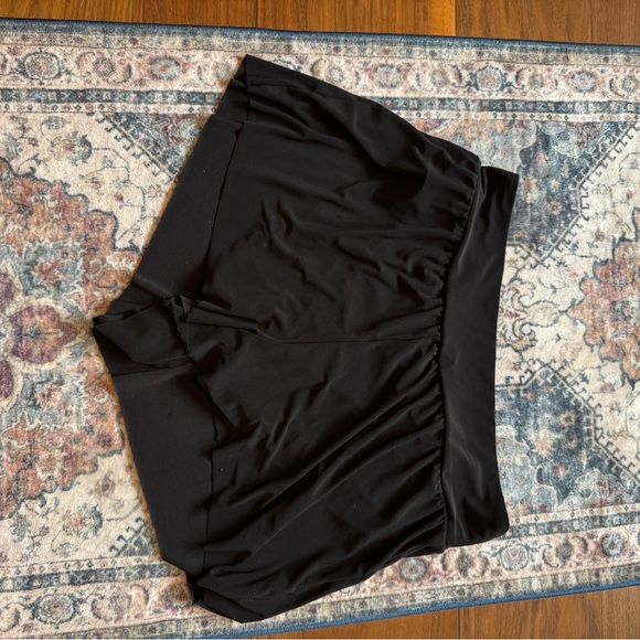 Aqua Green Black Swim Skorts - Picture 5 of 5